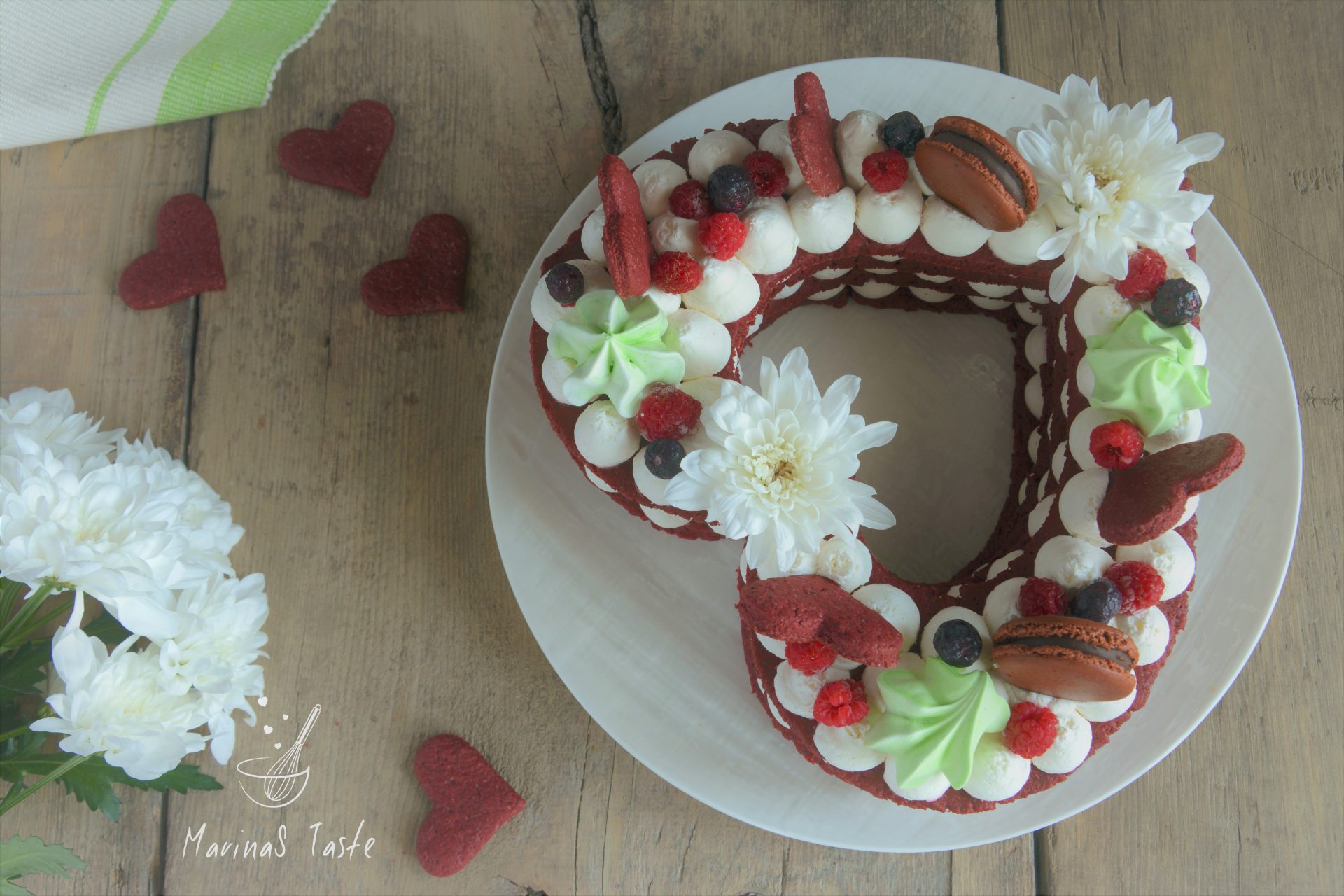 Red-Velvet-krem-tart-1