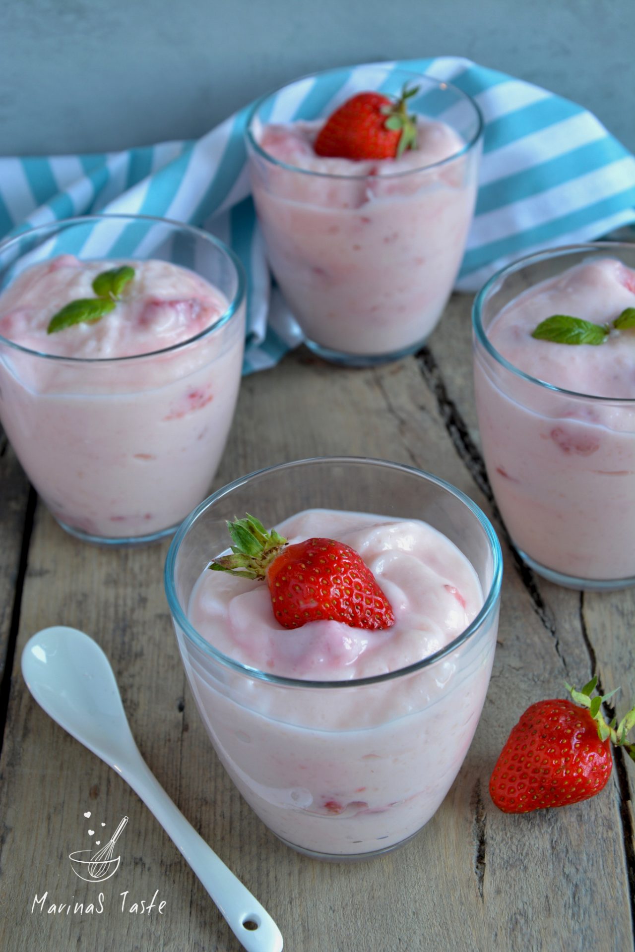 Vocni-jogurt-1-1