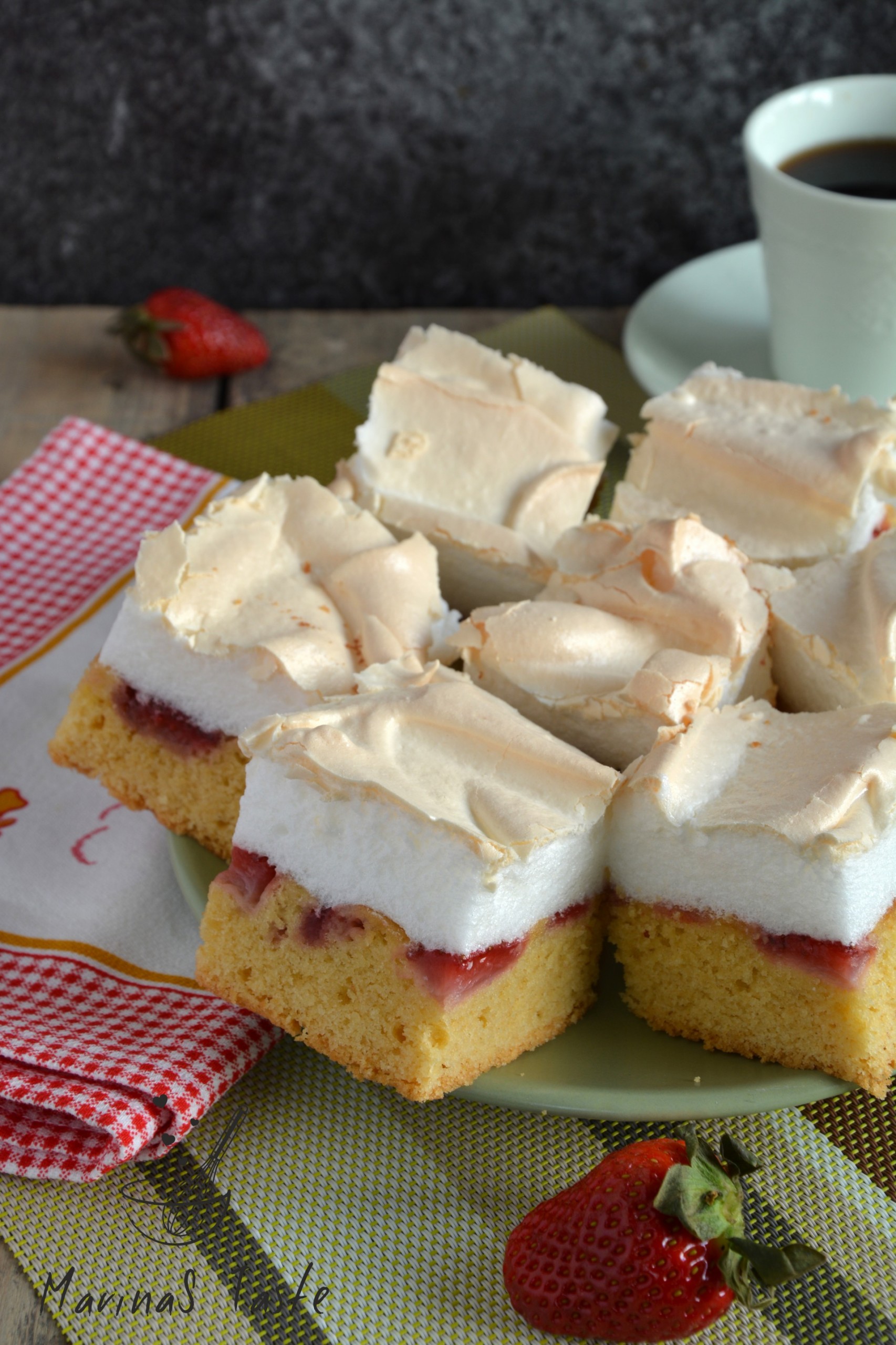 Kolac-sa-jagodama-i-samom-3