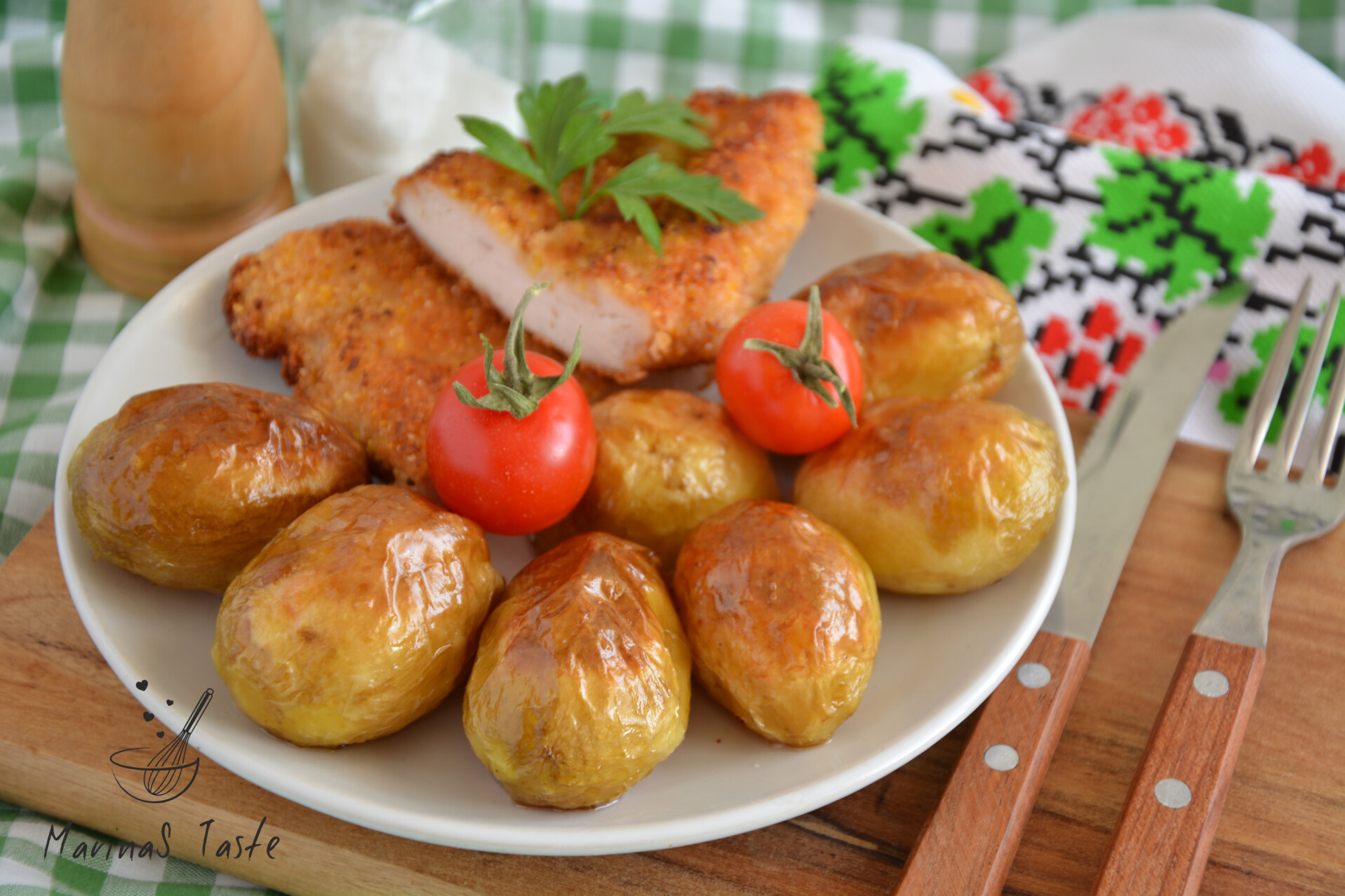 Peceni-mladi-krompirici-2