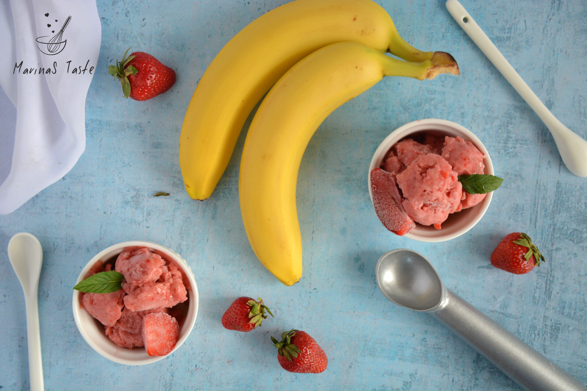 Sladoled-od-jagoda-i-banana-1