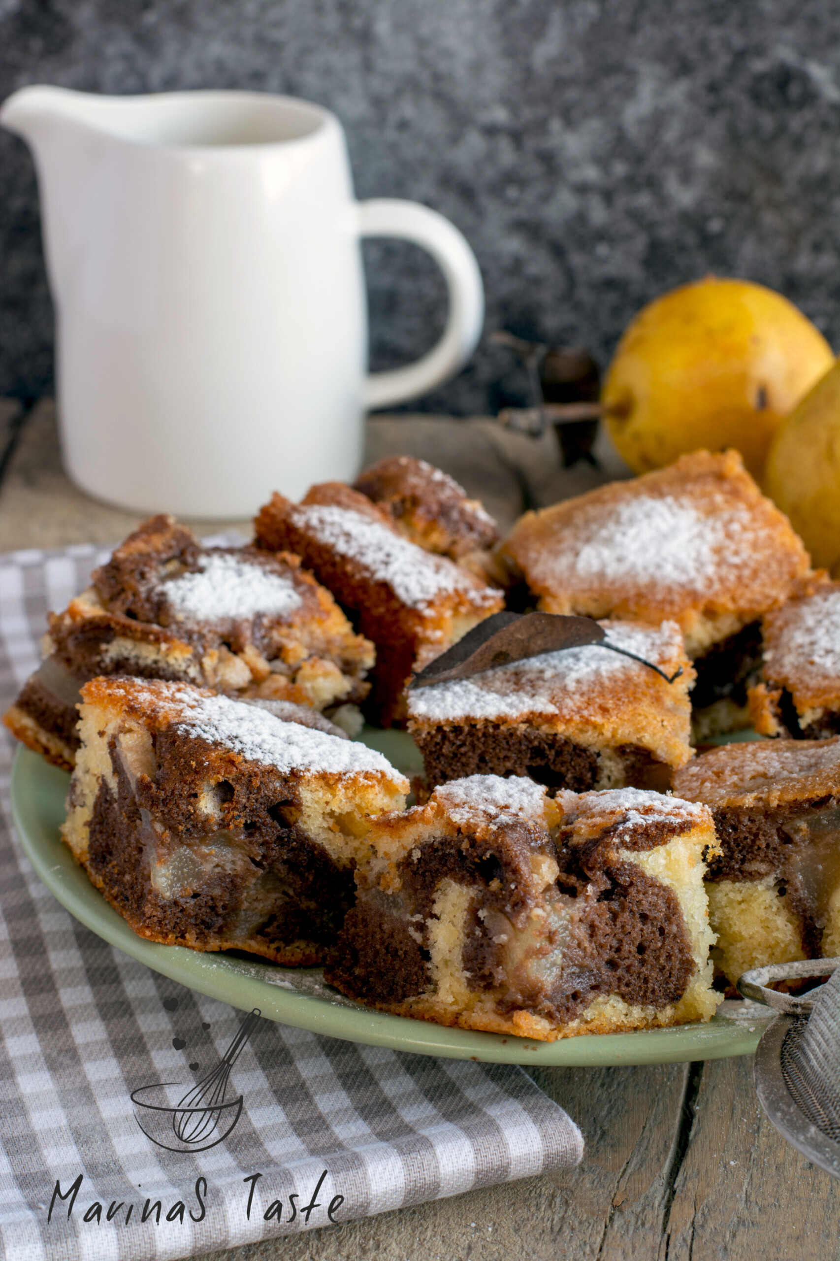 Mramorni-kolac-sa-kruskama-4