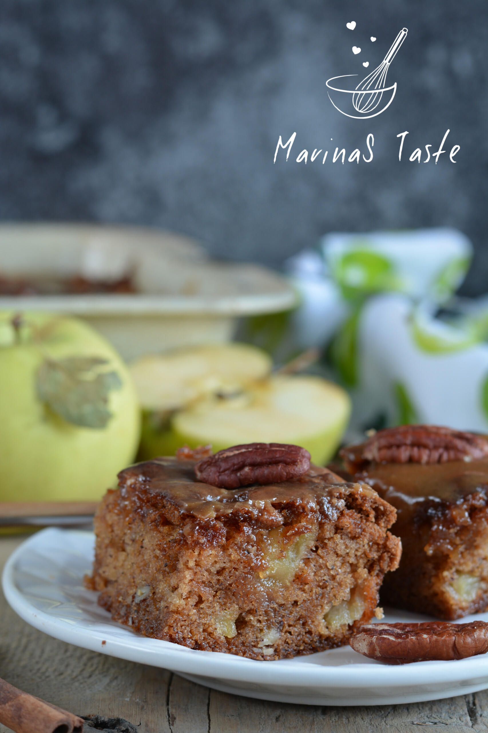 Kolac-sa-jabukama-i-karamelom-5