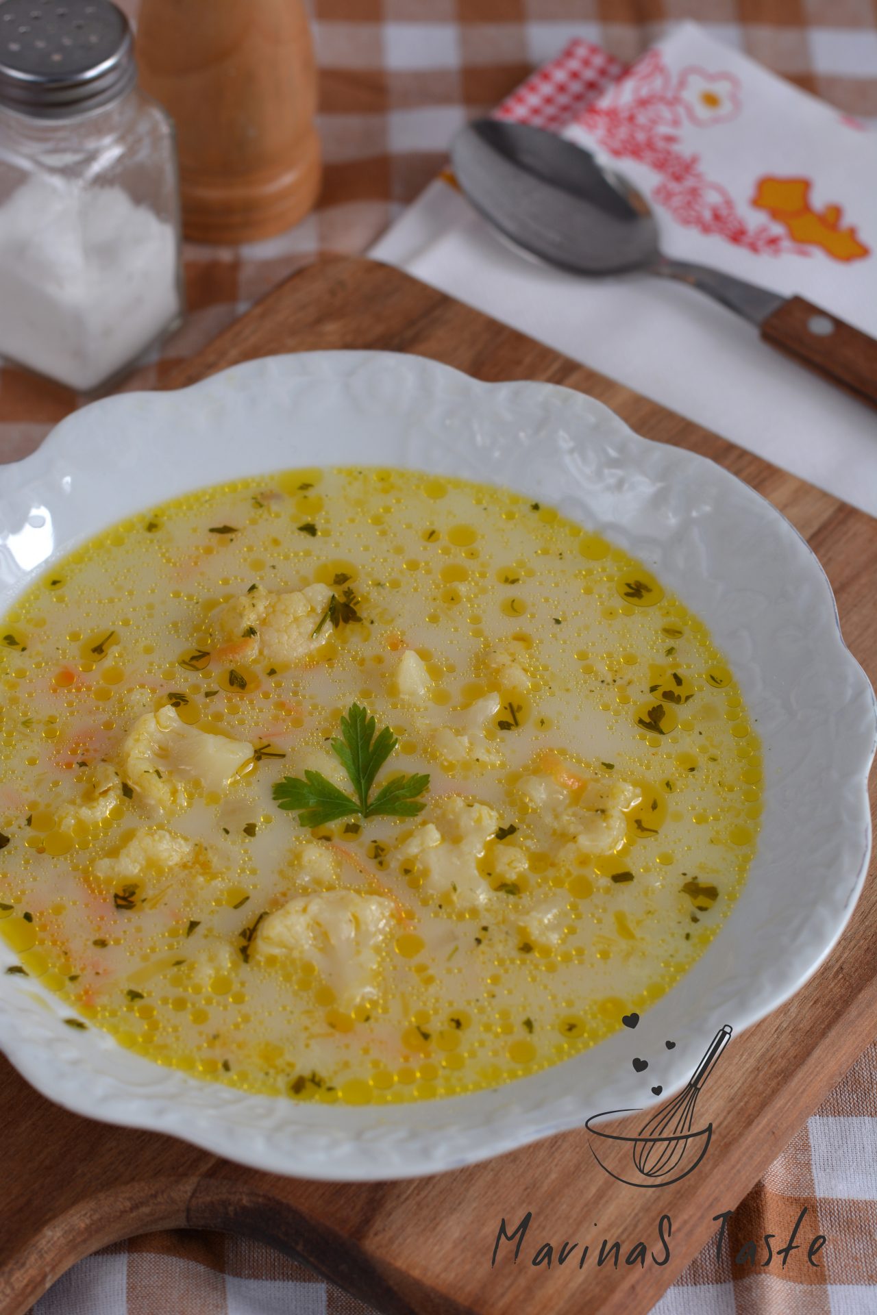 Corba-od-kelerabe-i-sargarepe-1