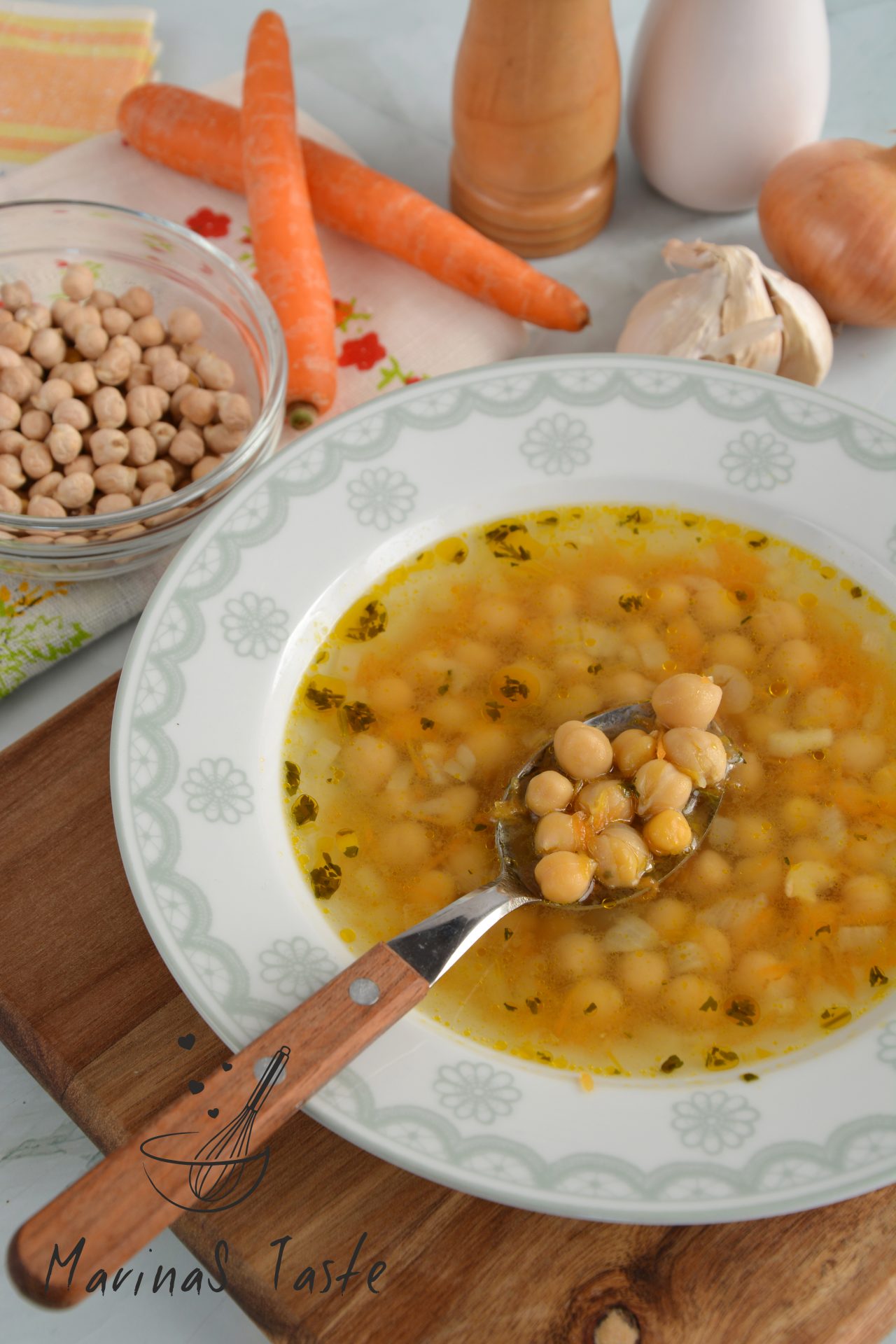 Corba-od-leblebija-i-sargarepe-3
