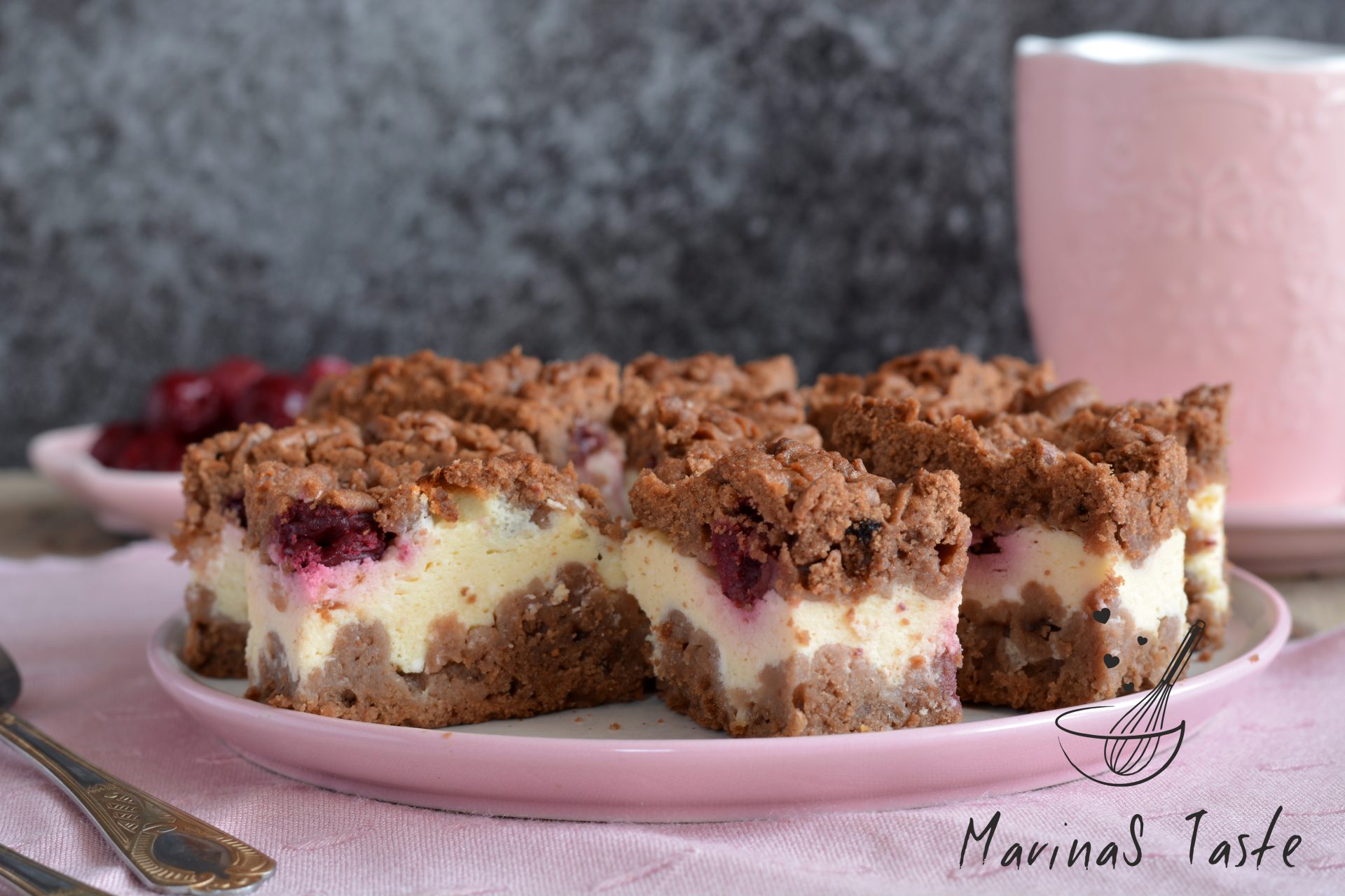 Rendani-kolac-sa-visnjama-i-sirom-2