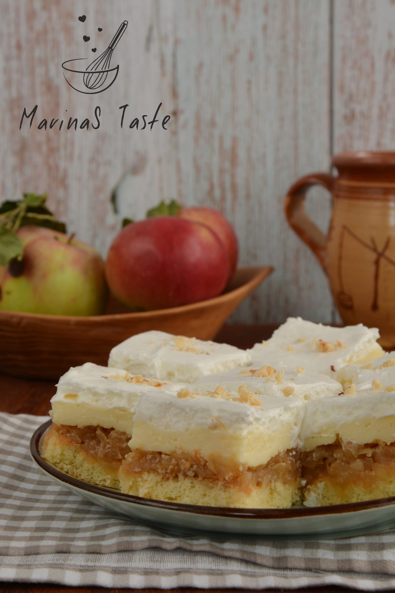 Kolac-sa-jabukama-i-kremom-5