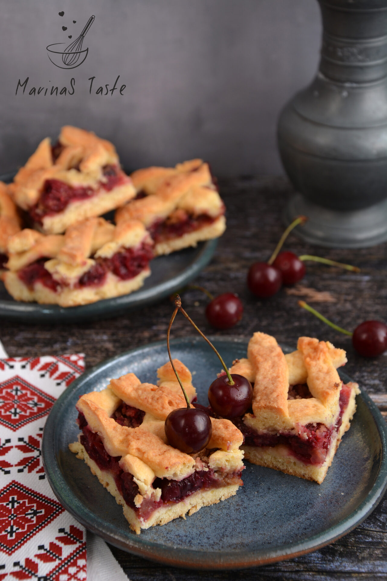 Resetkasta-pita-sa-visnjama-1